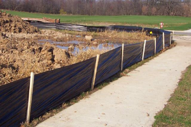 Where to find FENCE, SILT 3 X 100 W 11 STAKE in Cincinnati
